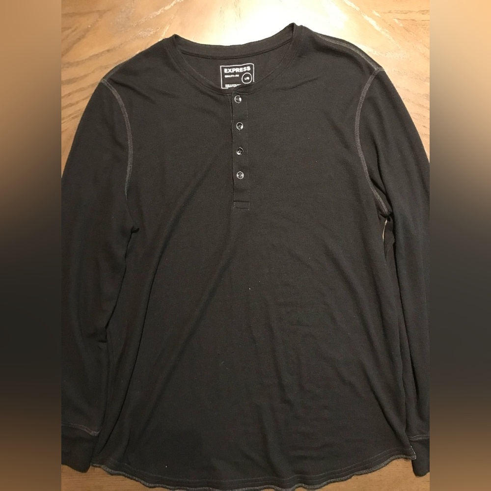 EXPRESS Men’s Large Henley Button Long Sleeve Shirt